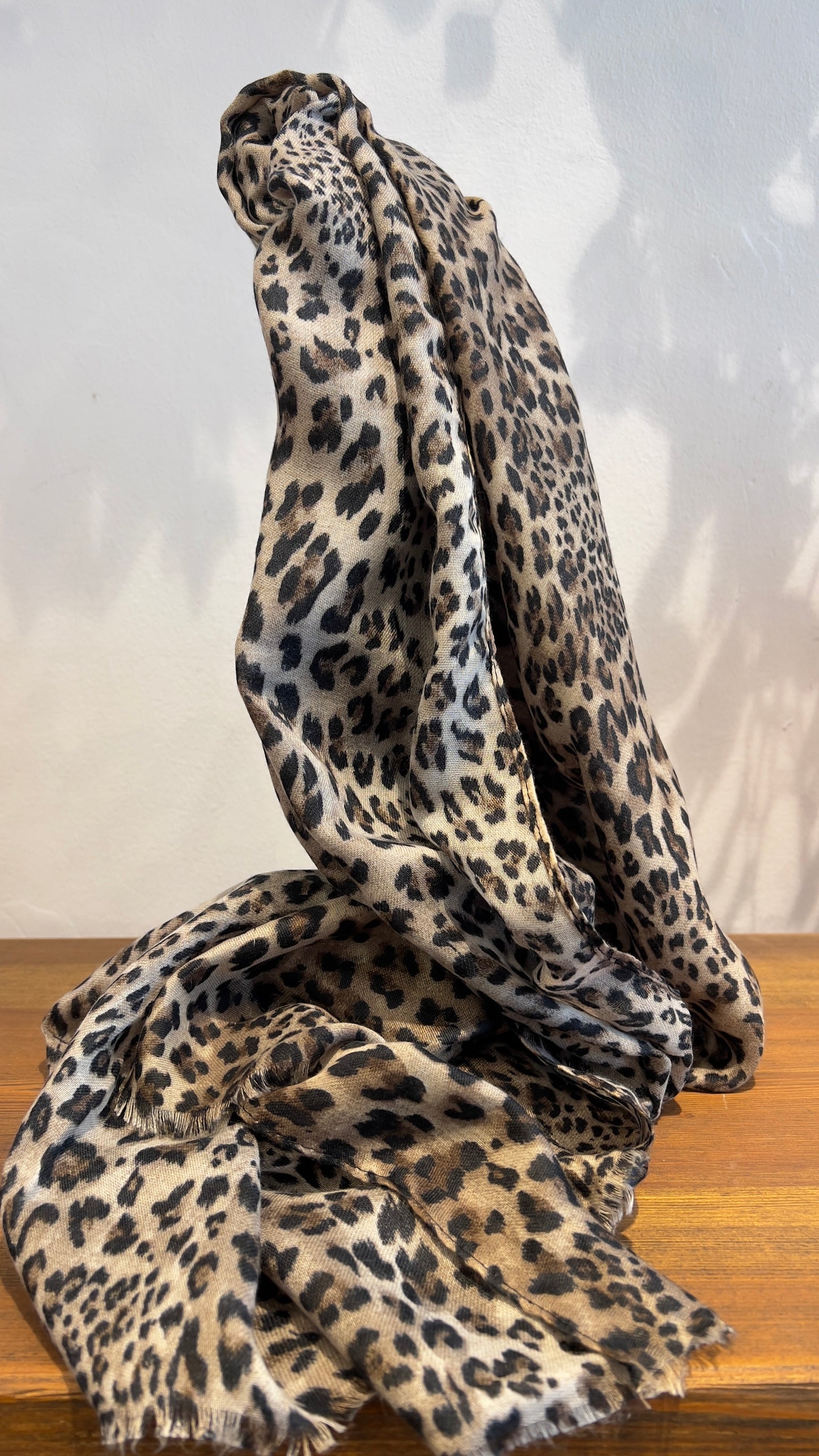 Tuch Leo in 4 Farben