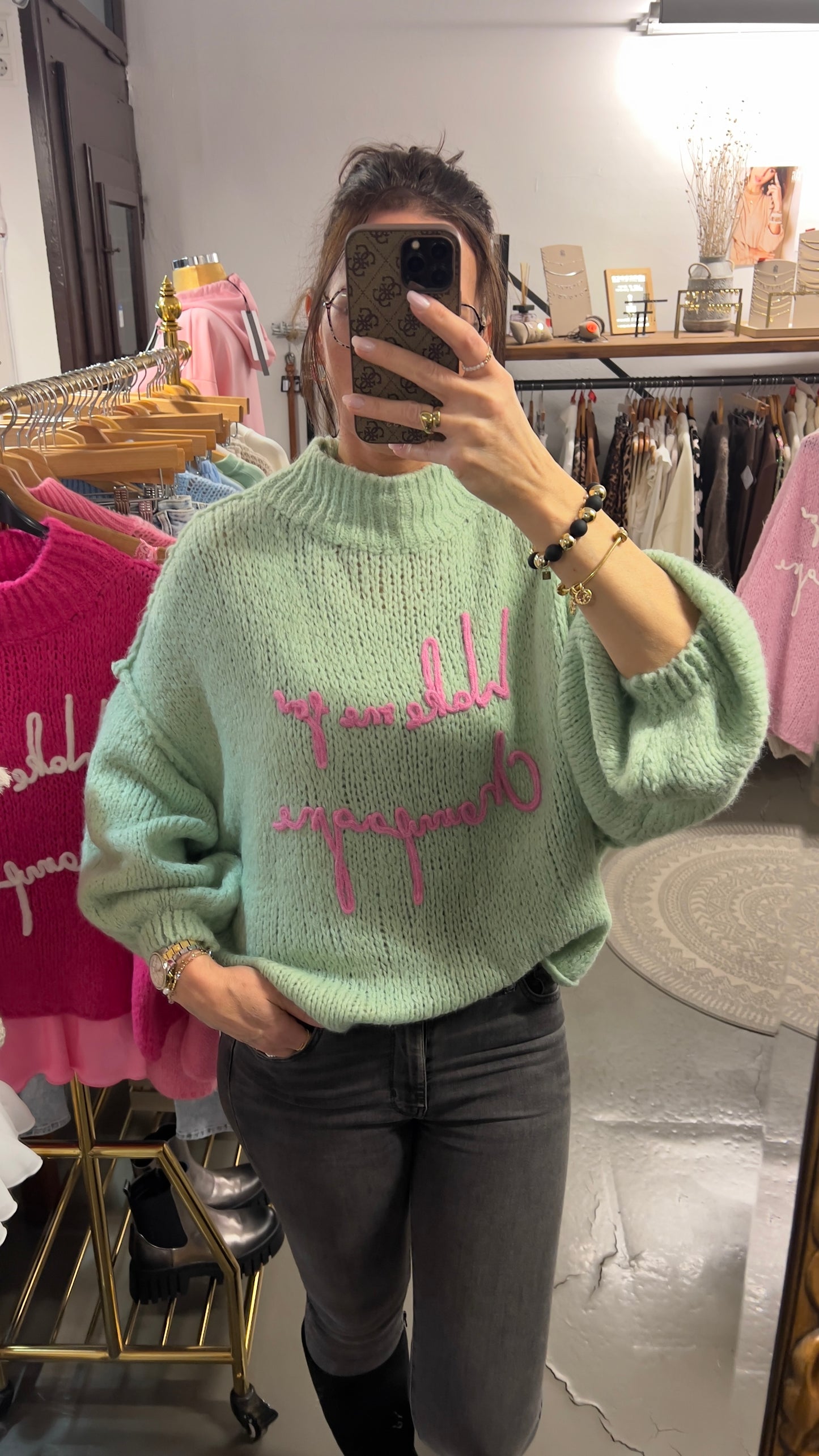 Strickpullover „Juna“ oversize kurz Lindgrün